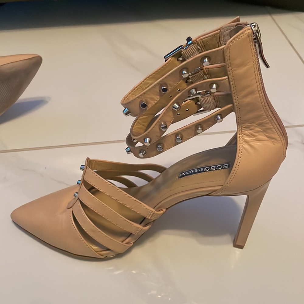 BCBG - Picture 6 of 6